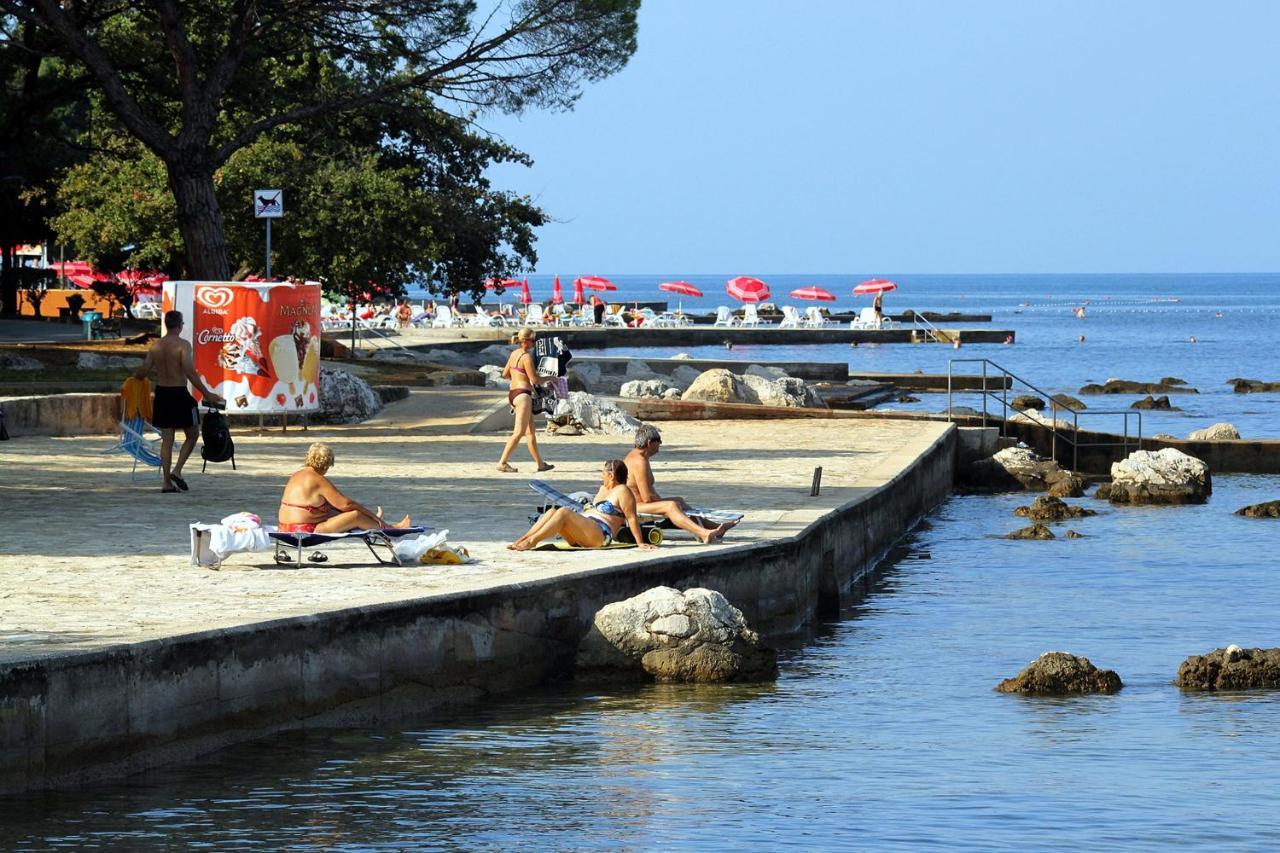 Apartments With A Parking Space Umag - 7109 Εξωτερικό φωτογραφία